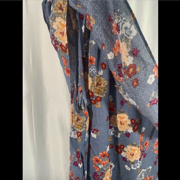 NEW $45 Socialite Convertible Layered Blouse - Picture 6 of 8